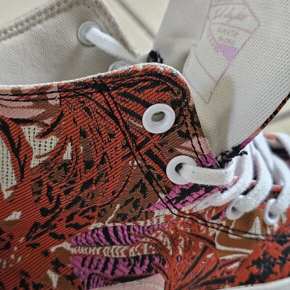 CONVERSE Run Star Hike Tropical Florals Jungle Shoes Boots 5M/6.5W A00551C - Picture 16 of 16